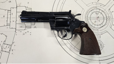 revolver colt diamondback calibre 22 lr