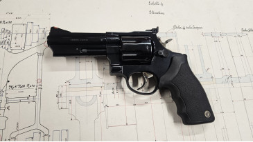 revolver taurus 608 357 mag 8 coups