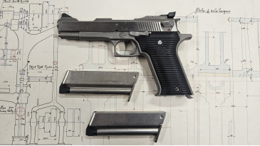 pistolet AMT automag 2 cal 22 magnum