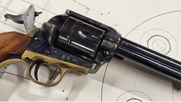 Uberti replique de colt SAA calibre .357 magnum