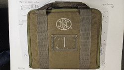 pistolet FN FNX-45 tactical avec accessoires