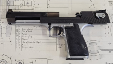 Desert Eagle calibre 44 rem mag