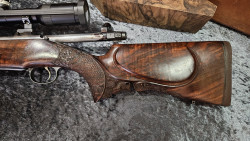 carabine Briano calibre 375 Lion sculpté avec écailles + swarovski