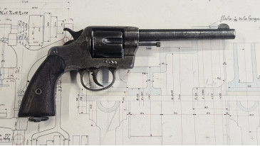 revolver colt new army