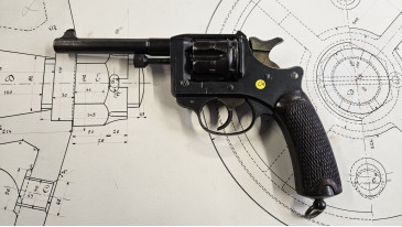 revolver reglementaire français 1892