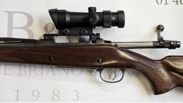 cz 550 medium 300 win mag + point rouge