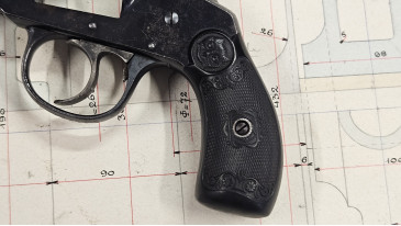 revolver Iver Johnson