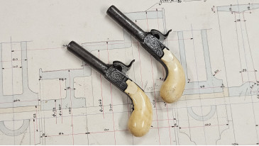 paire de pistolet à coffre