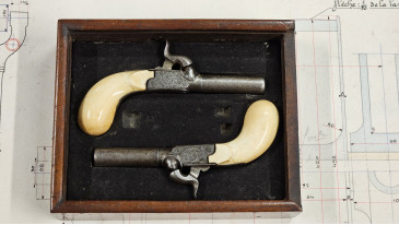 paire de pistolet à coffre