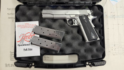 pistolet kimber type 1911 calibre 45 acp
