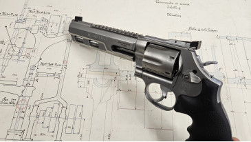 revolver smith & wesson 686 performance center