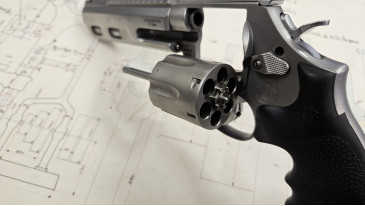 revolver smith & wesson 686 performance center