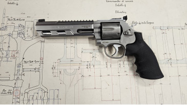 revolver smith & wesson 686 performance center