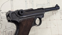 P 08 Mauser S/42 de 1937 proche du neuf