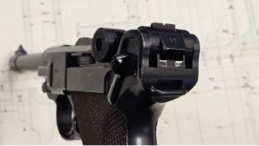 P 08 Mauser S/42 de 1937 proche du neuf