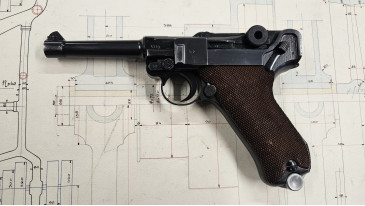 P 08 Mauser S/42 de 1937 proche du neuf