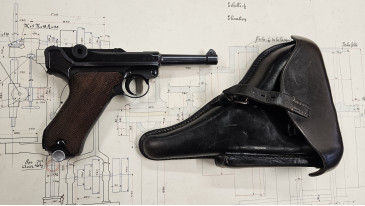 P 08 Mauser S/42 de 1937 proche du neuf